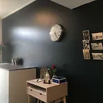 Pakhuis 5 Apartment *