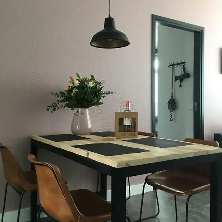 Pakhuis 5 Appartement *