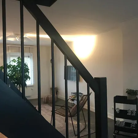 Pakhuis 5 Appartement *